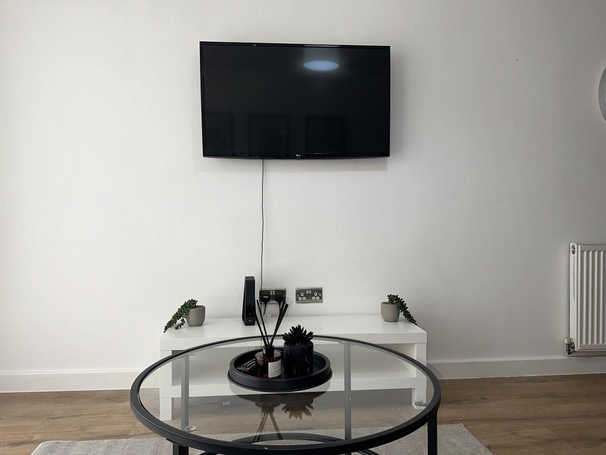 Luxury - Smart Tv - Fast Wifi - Near Utilitia Arena & Icc Apartment Birmingham Luaran gambar